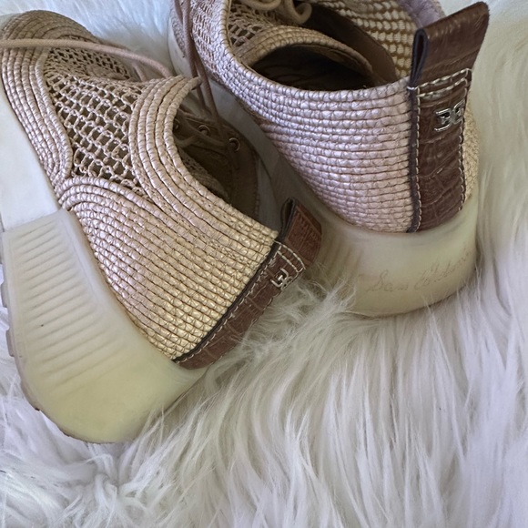 Sandy Sheer Sneakers - Picture 5 of 5